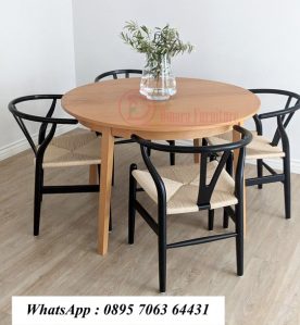 Meja Lingkar Cafe Kursi Anyaman Rotan