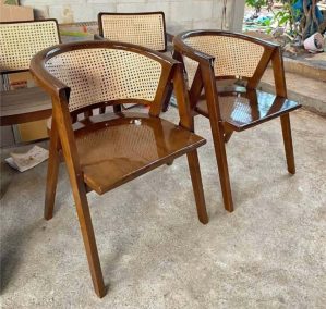 Kursi Cafe Anyaman Rotan